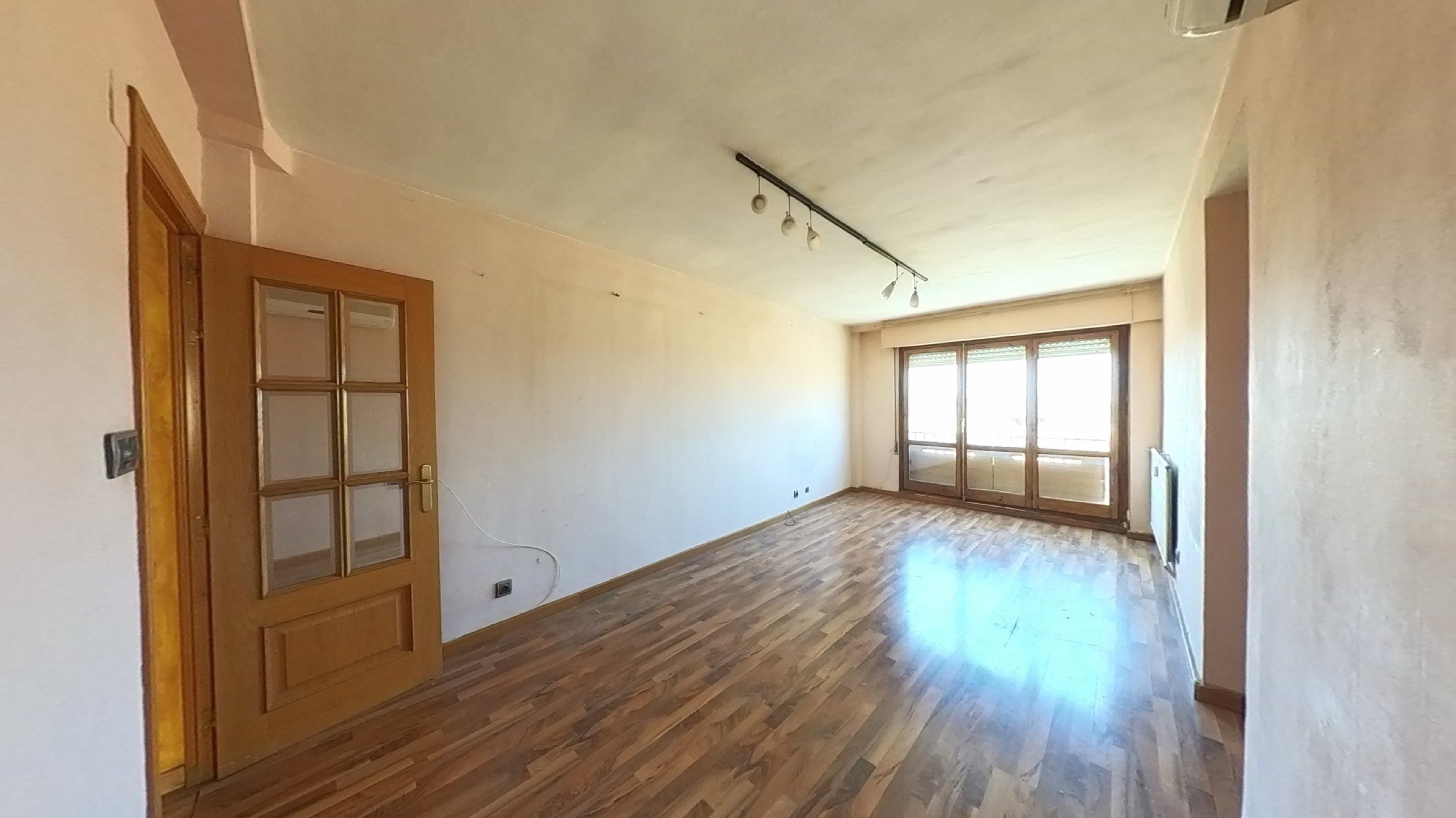 Sala d'estar de Apartament en venda en  Zaragoza Capital