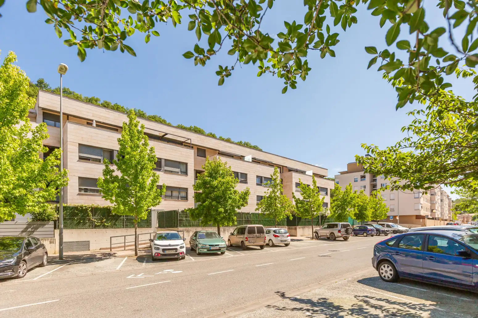 Vista exterior de Ático en venta en Huarte / Uharte con Calefacción, Parquet y Terraza