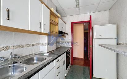 Kitchen of Flat for sale in Utebo  with Balcony