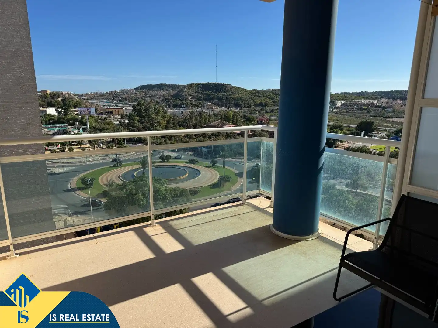 Apartamento con piscina en venta en Puerto Deportivo
