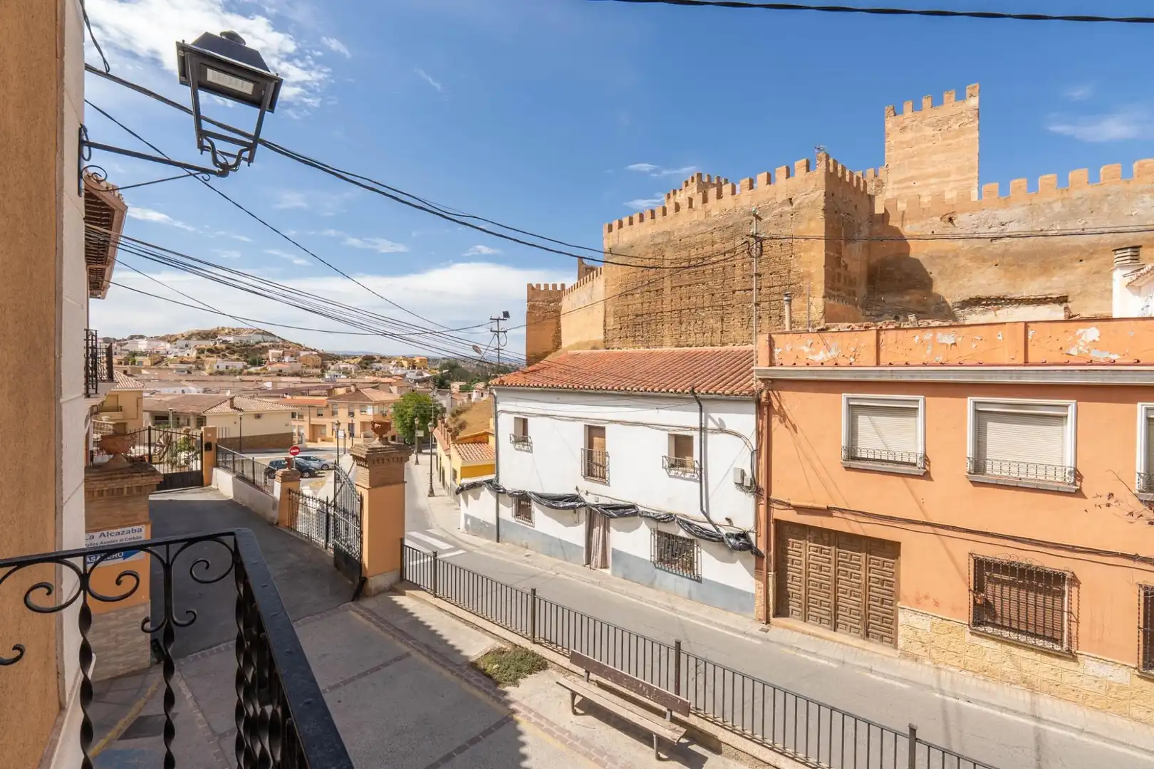 Vista exterior de Casa o xalet en venda en Guadix