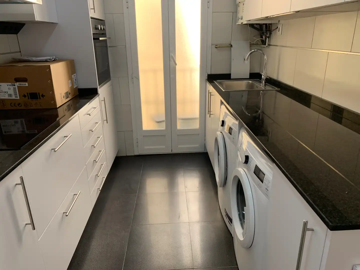 Kitchen of Flat for rent in Madrid  with Air Conditioner, Heating and Terrace