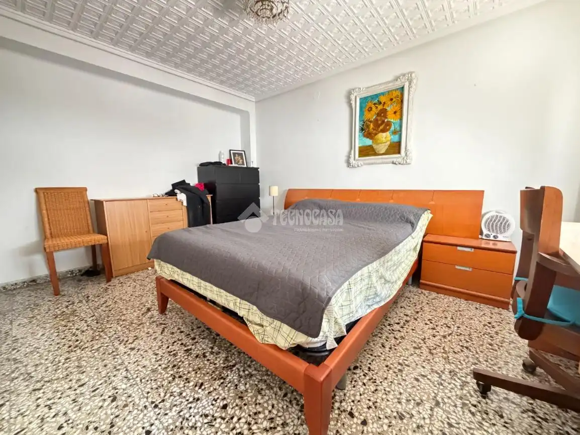 Habitación de Piso en venta en Xirivella con Terraza y Trastero