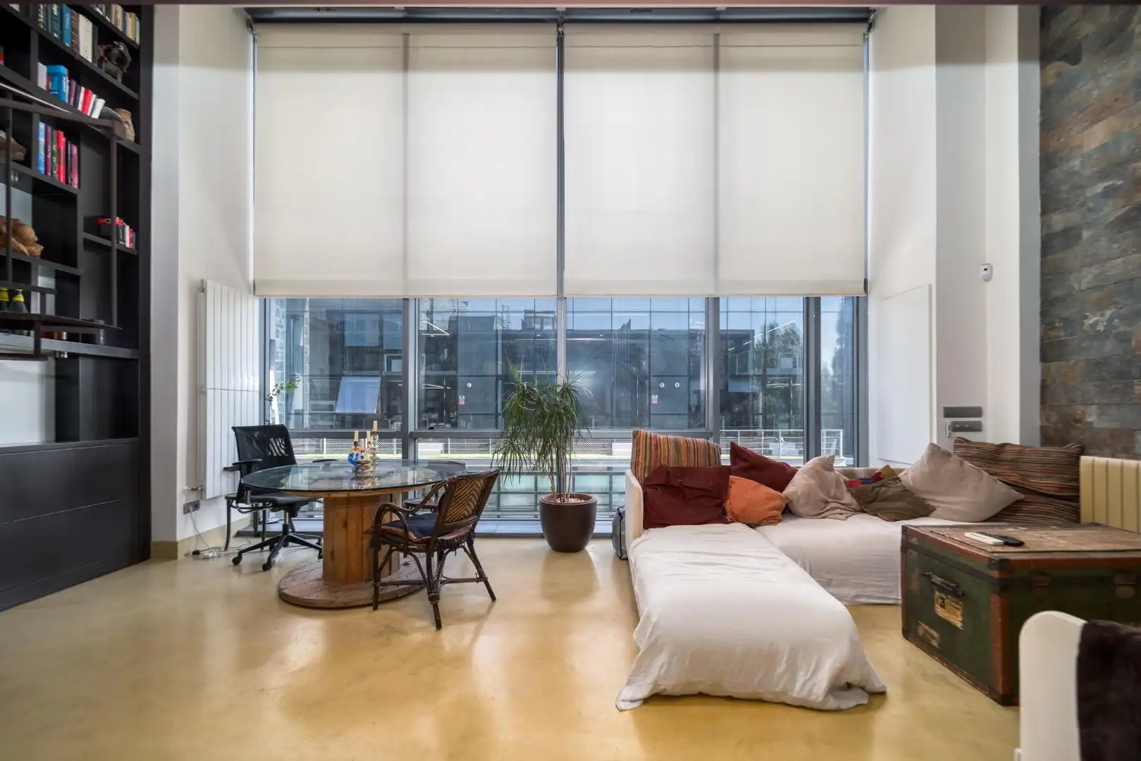 Sala d'estar de Dúplex de lloguer en Alcobendas amb Aire condicionat, Calefacció i Terrassa