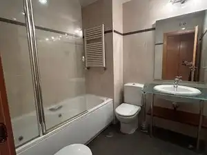 Wohnung mit Pool zur Miete in Avenida del Talgo, imagen 3