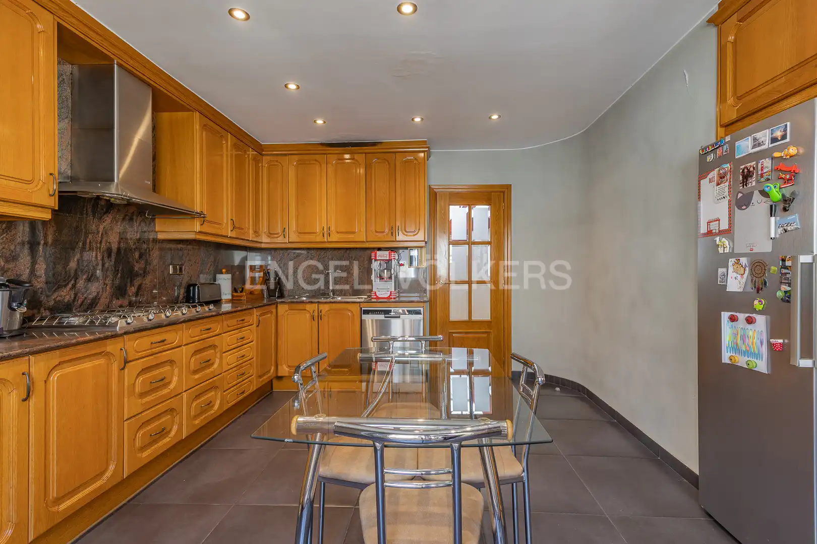 Cocina de Casa o chalet de alquiler en Sant Vicenç de Castellet con Calefacción, Piscina y Amueblado