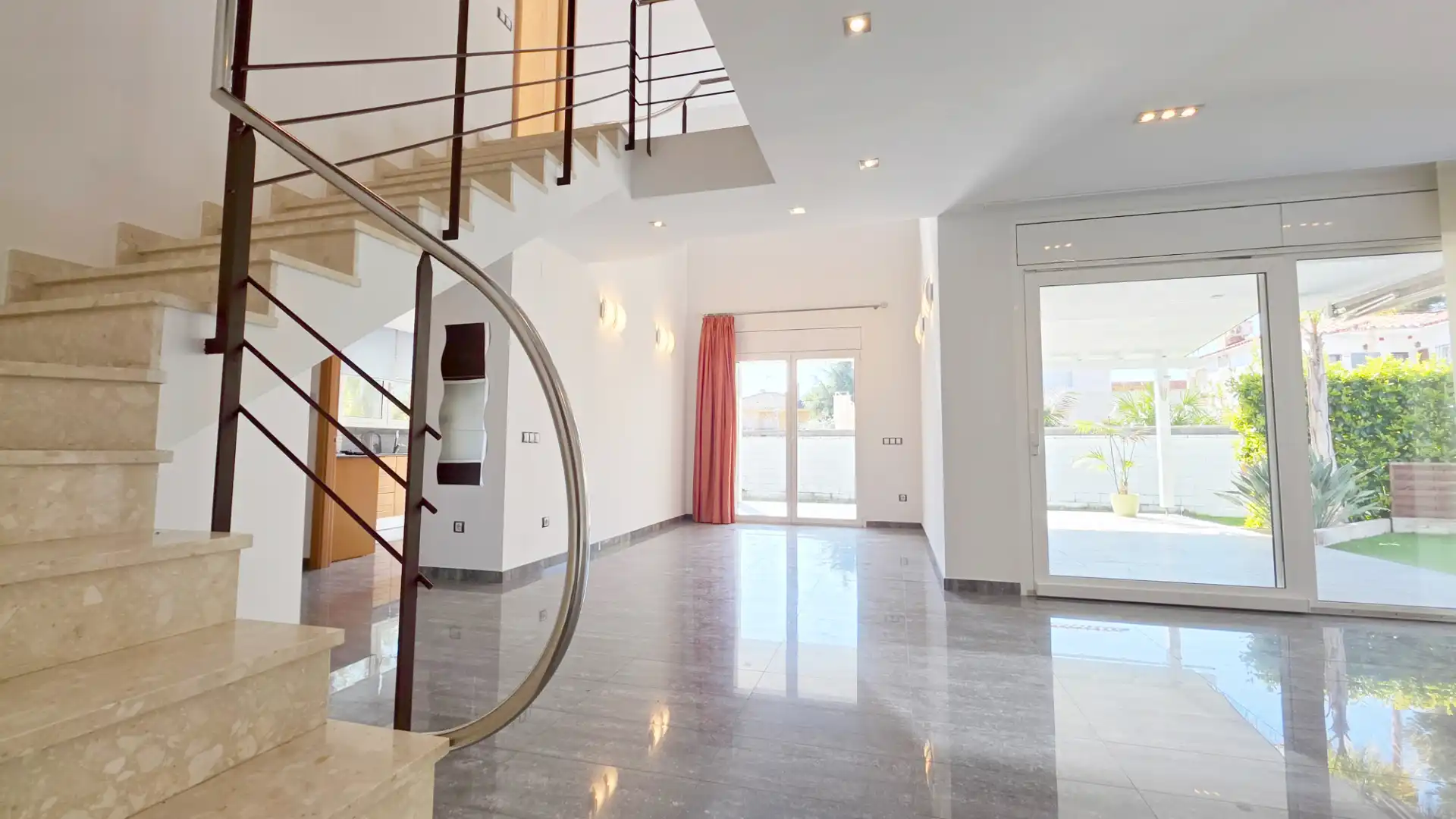 Casa o chalet en venta en Tarragona con Calefacción, Jardín privado y Terraza