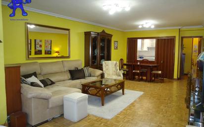 Sala d'estar de Pis en venda en Salamanca Capital