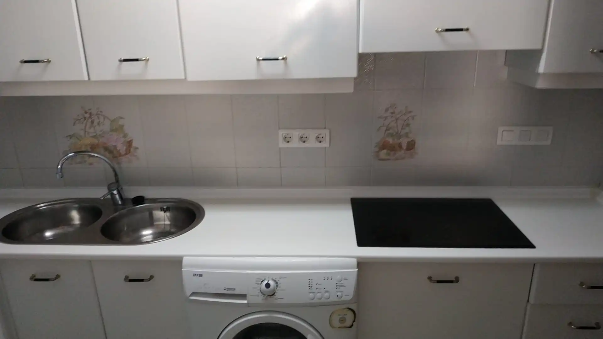Kitchen of Apartments for rent in Granada  with Air Conditioner, Heating and Furnished