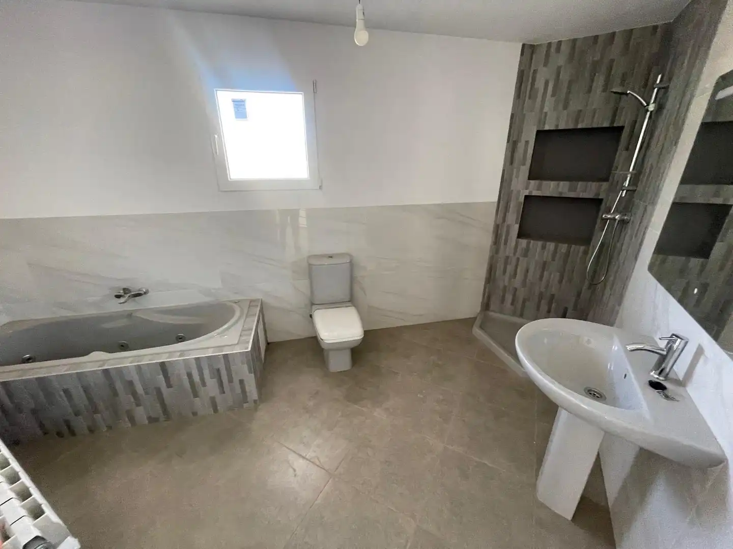Villa mit Terrasse zum Verkauf in La Nucia Pueblo, imagen 8