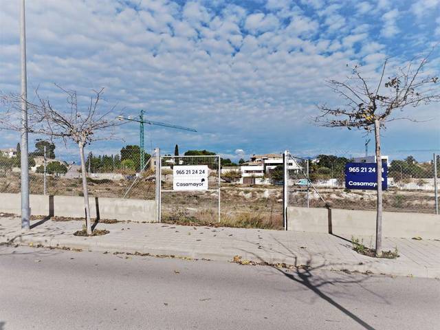 Terreno residencial en Venta en Calle del Eucalipto en Vistahermosa