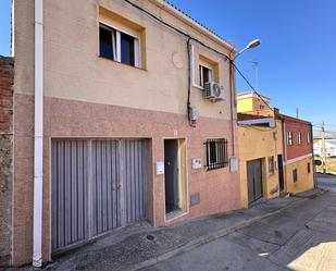 Exterior view of Single-family semi-detached for sale in Valladolid Capital  with Air Conditioner, Heating and Parquet flooring