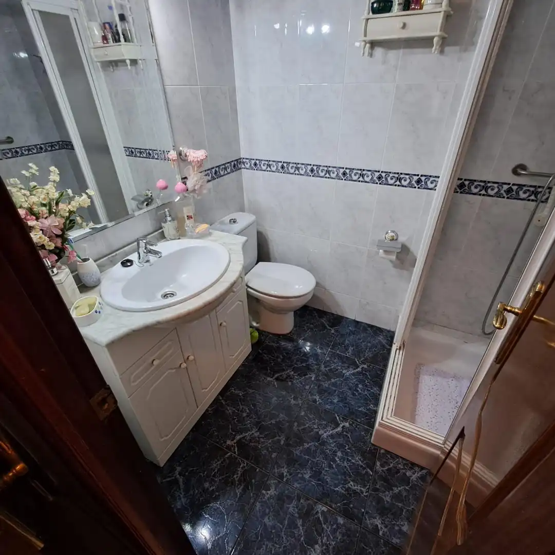 Bany de Pis en venda en Córdoba amb Aire condicionat, Calefacció i Traster