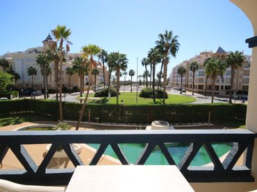 Appartement compact avec balcon à vendre à Calle ROBALITO