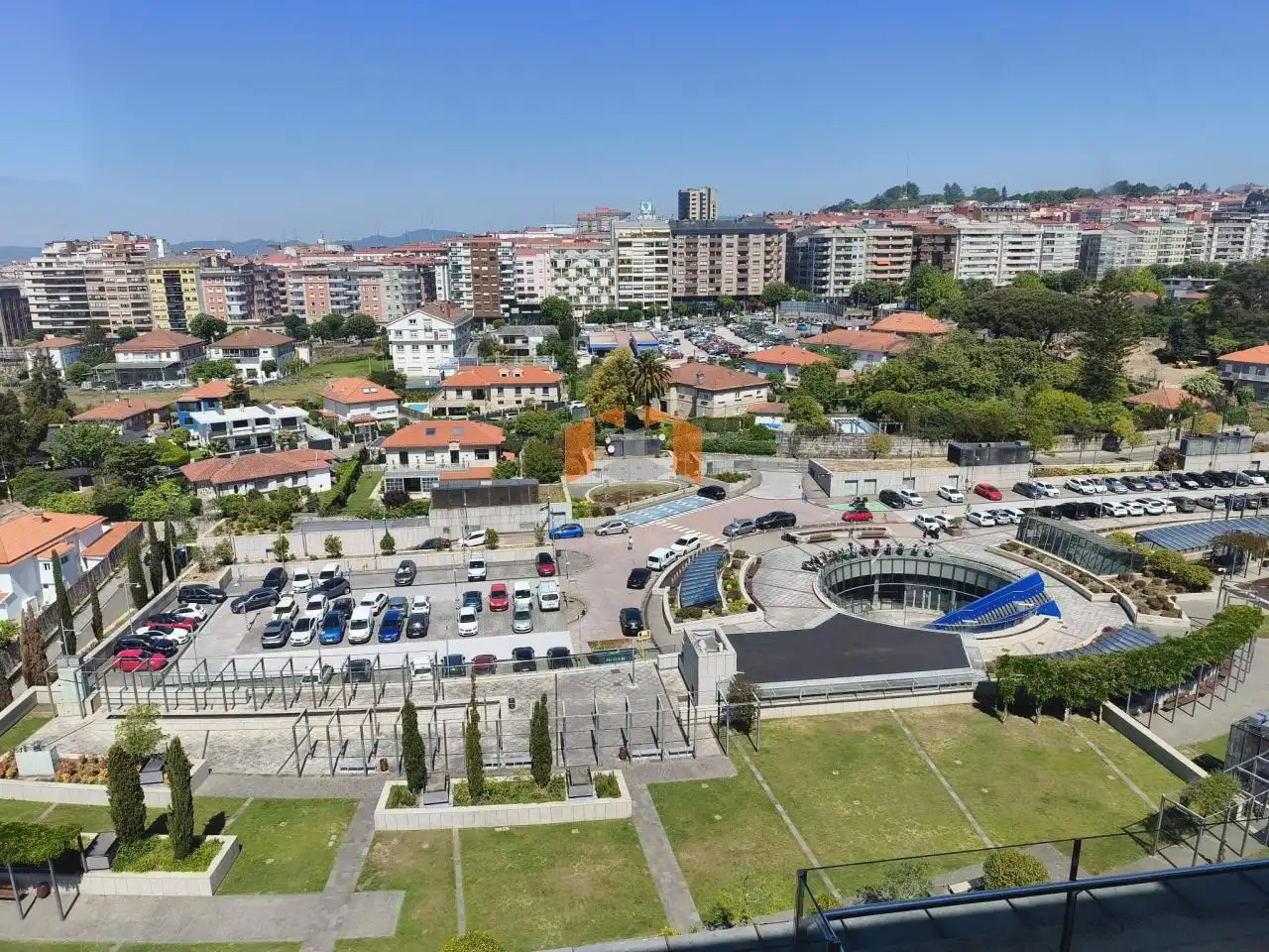 Parking de Ático en venta en Vigo  con Aire acondicionado, Calefacción y Terraza