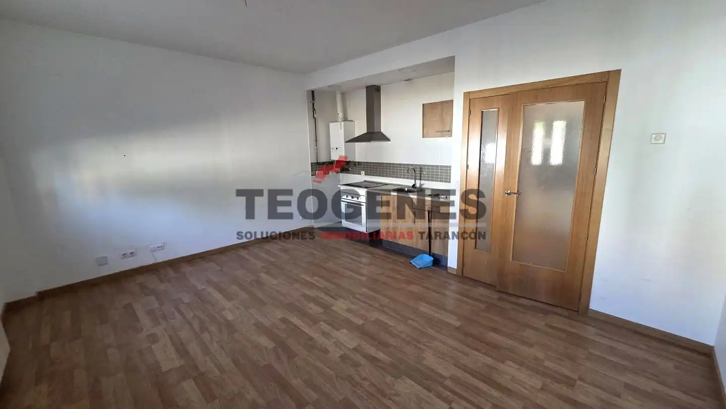 Habitación de Planta baja en venta en Tarancón con Trastero