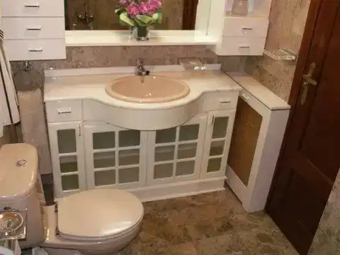Badezimmer von Wohnung zur Miete in Salamanca Capital mit Balkon