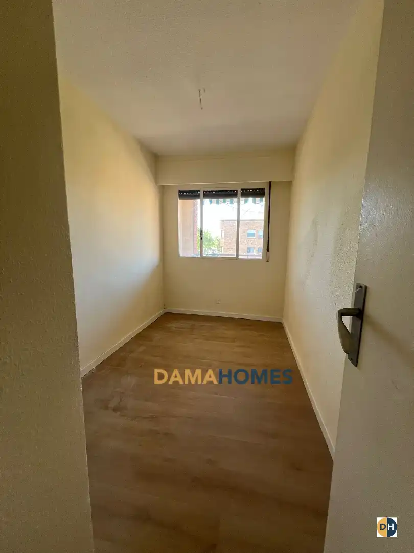Schlafzimmer von Wohnung zum Verkauf in Madrid mit Heizung, Parkett und Terrasse