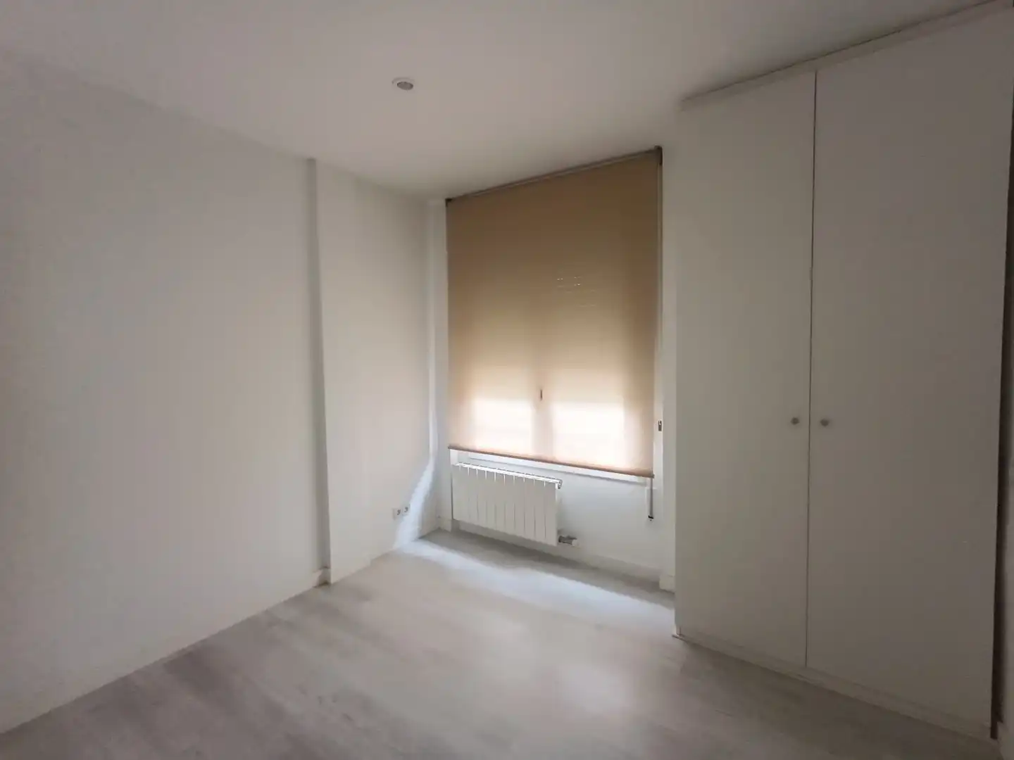 Flat for rent in Carrer Pau Casals, Finestrelles