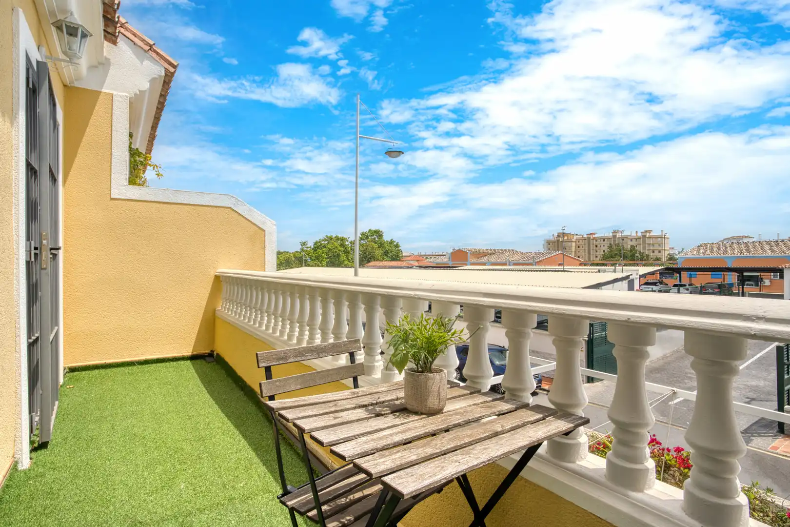 Detached homes for sale in Calahonda