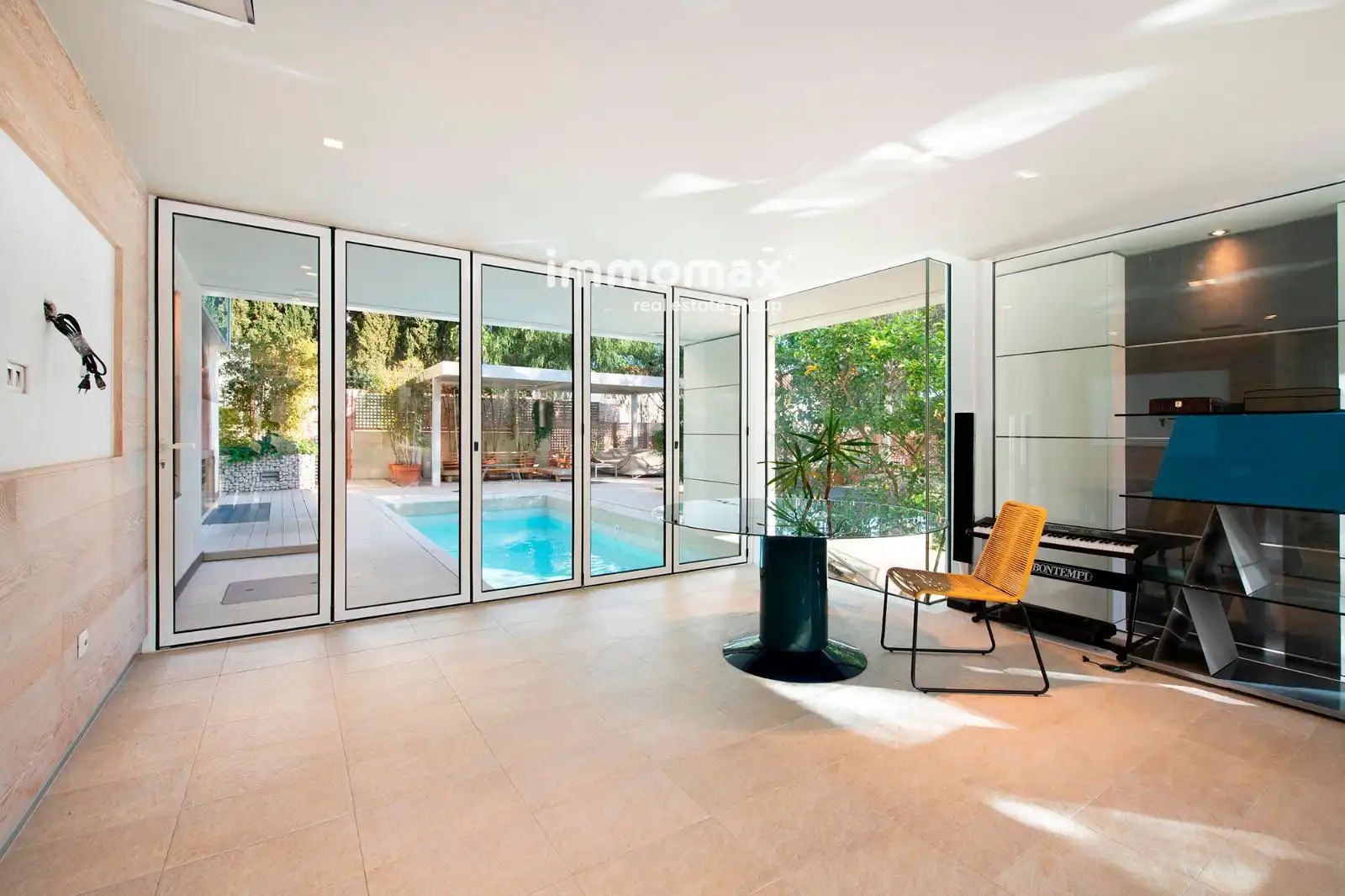 Piscina de Casa o chalet en venta en Barcelona con Aire acondicionado, Calefacción y Terraza