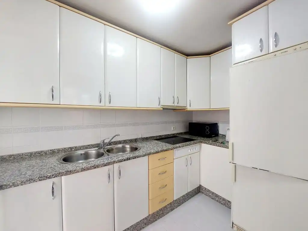 Apartament amb ascensor en venda a Calle Jesus Rincon Jimenez, imagen 2