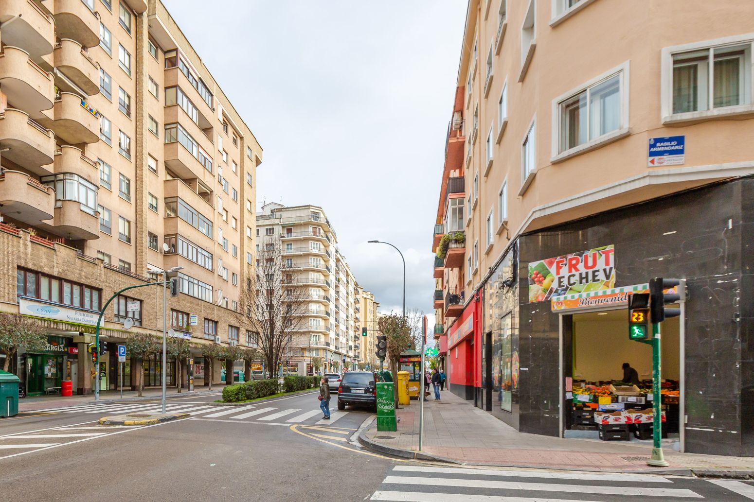 Vista exterior de Local de alquiler en Burlada / Burlata