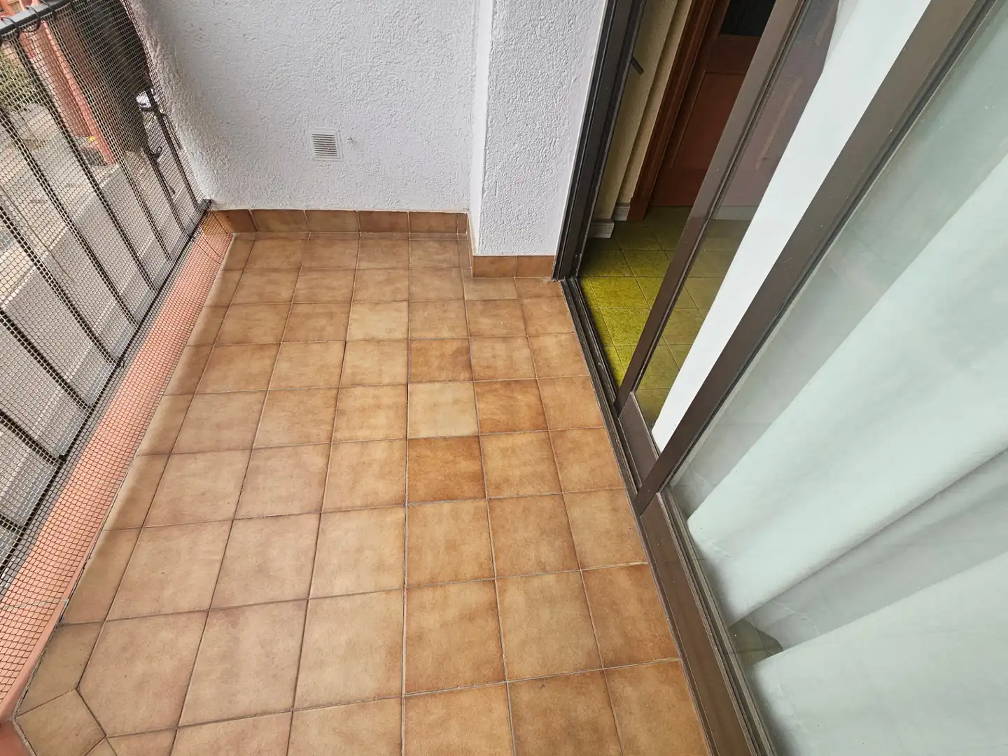 Balcony of Flat for sale in Sabadell  with Air Conditioner, Heating and Oven