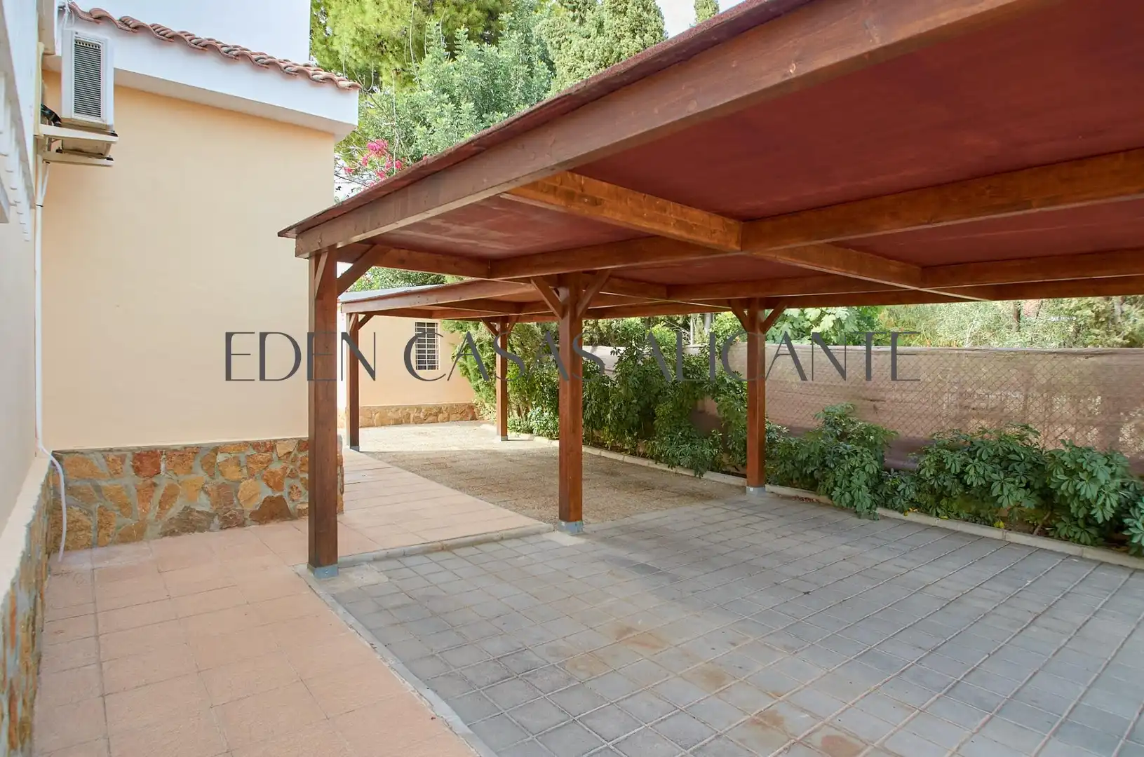Terrasse von Haus oder Chalet zum Verkauf in Mutxamel mit Klimaanlage, Heizung und Privatgarten