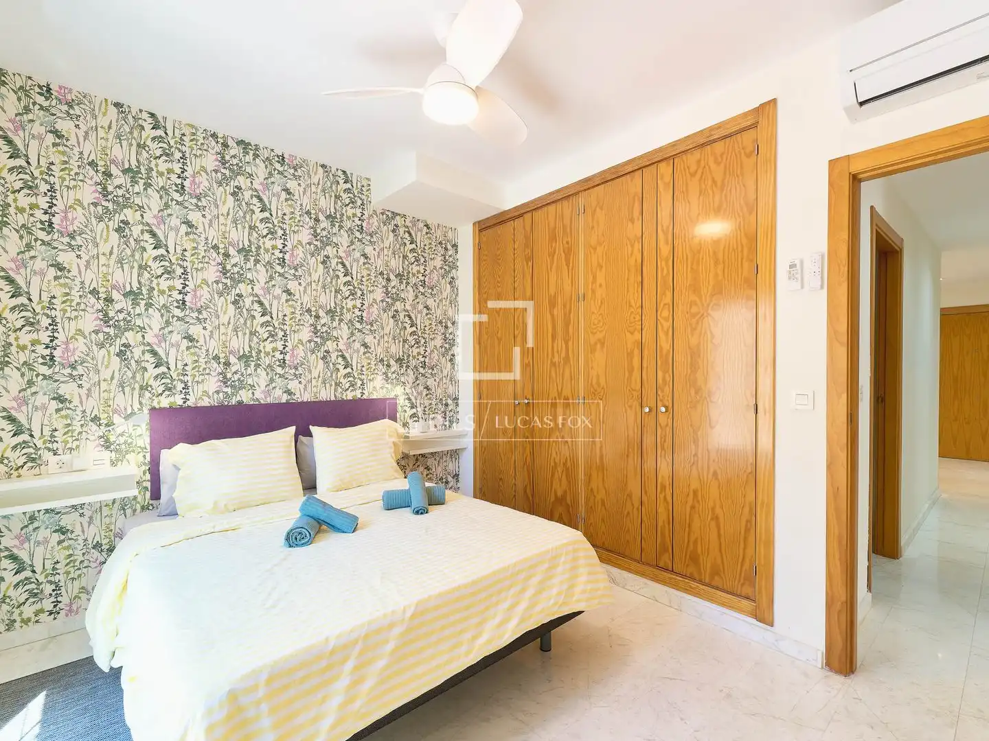 Bedroom of Flat for sale in Almuñécar  with Air Conditioner, Terrace and Swimming Pool