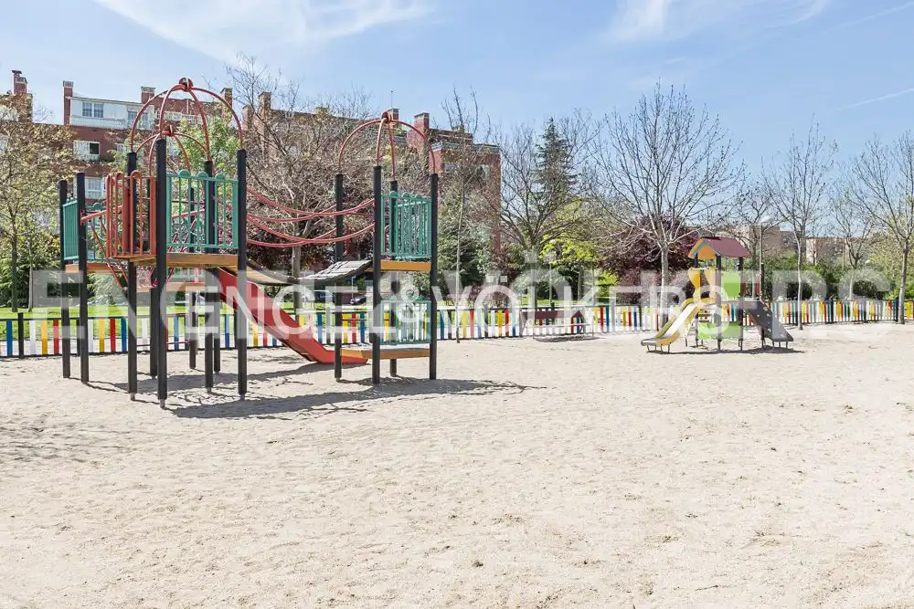 Exterior view of Houses for rent in Madrid  with Heating, Private garden and Terrace
