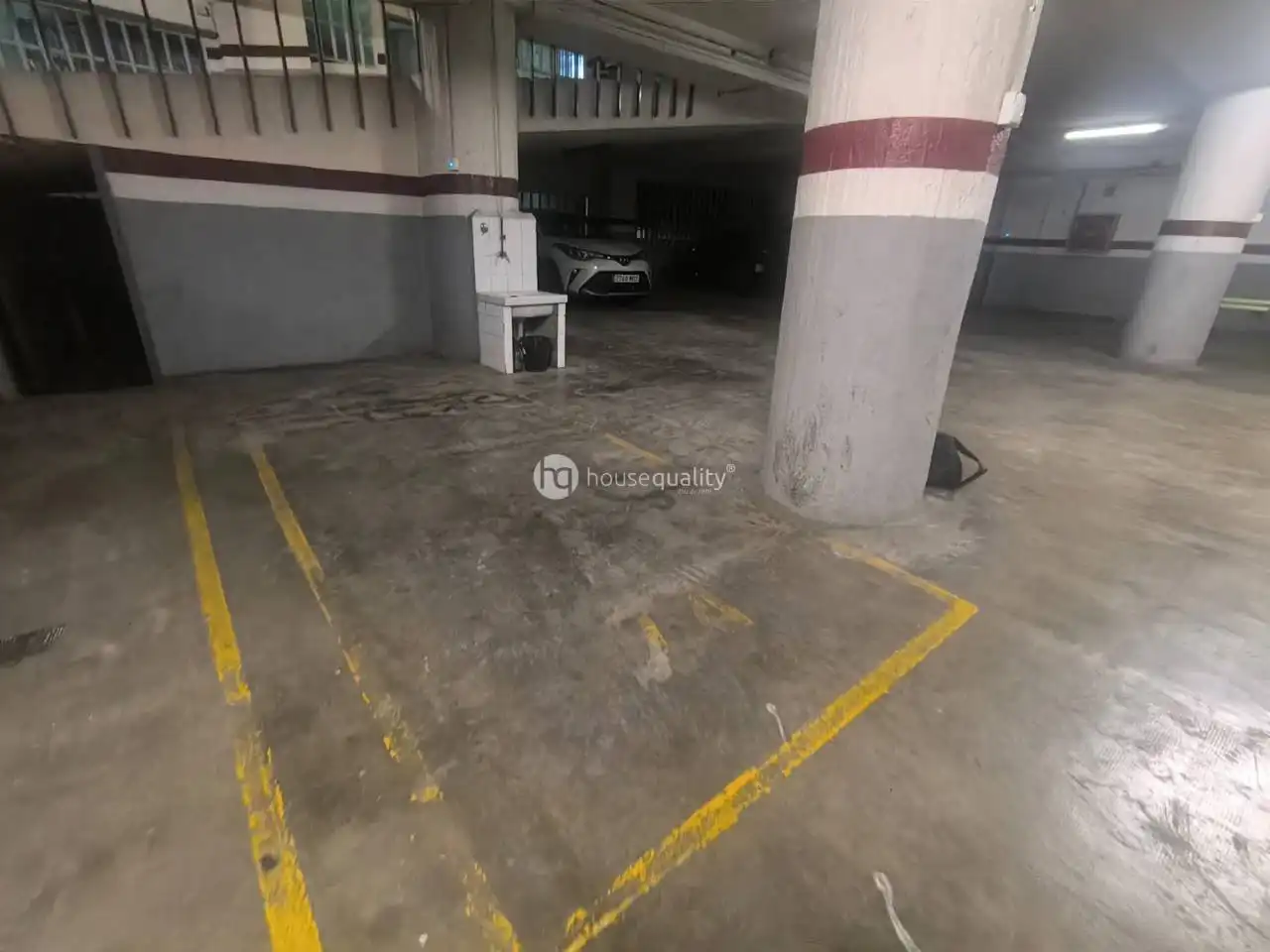 Parkplatz zum Verkauf in Calle Entença 24