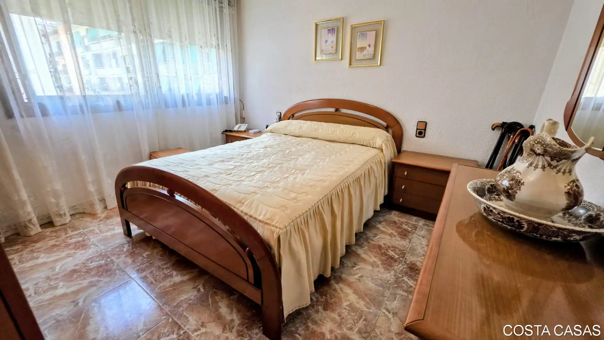Habitación de Piso en venta en Castelldefels con Aire acondicionado, Balcón y Alarma