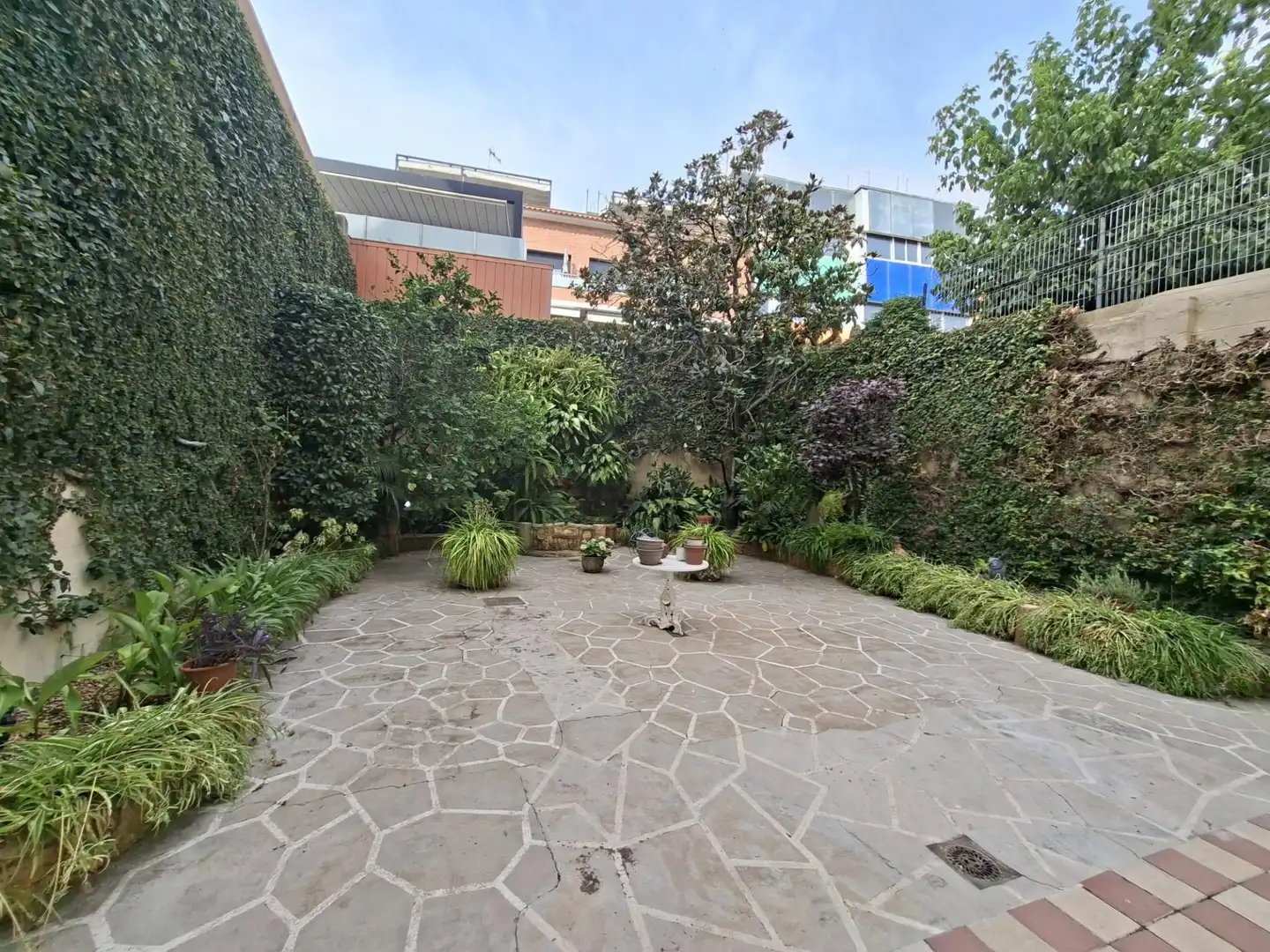 Jardín de Casa o chalet de alquiler en Badalona con Aire acondicionado, Calefacción y Jardín privado