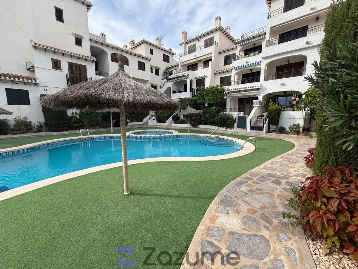 Swimming pool of Detached homes for rent in Orihuela  with Private garden, Swimming Pool and Furnished