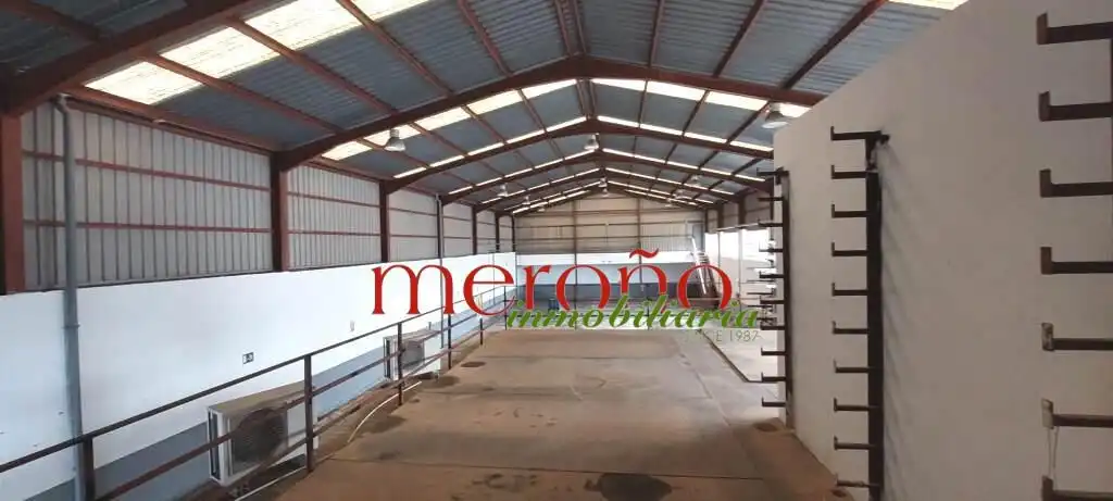 Nave industrial de alquiler en Aspe