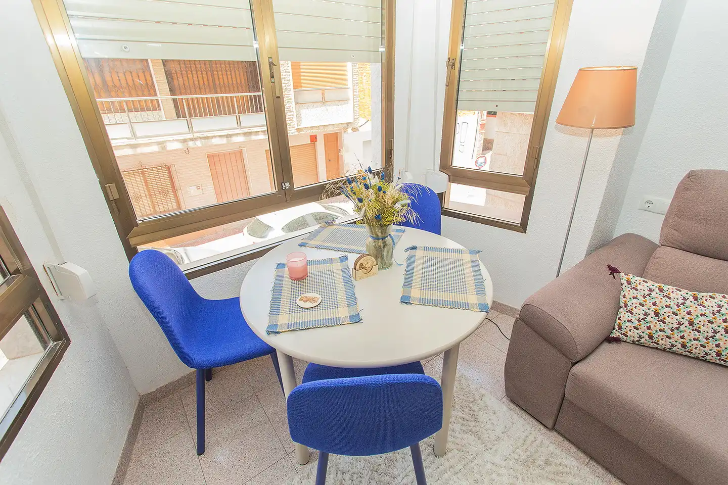 Comedor de Casa adosada en venta en Torrevieja con Aire acondicionado, Amueblado y Horno