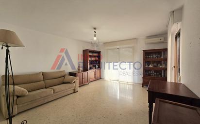 Living room of Flat for sale in Castellón de la Plana / Castelló de la Plana  with Air Conditioner, Storage room and Furnished