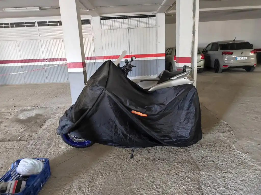 Moto en venta en Calle José Mañas, imagen 5
