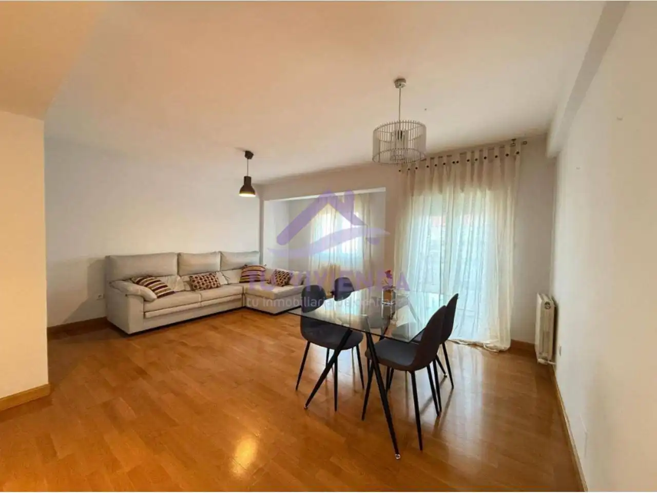 Sala de estar de Piso de alquiler en Valladolid con Parquet