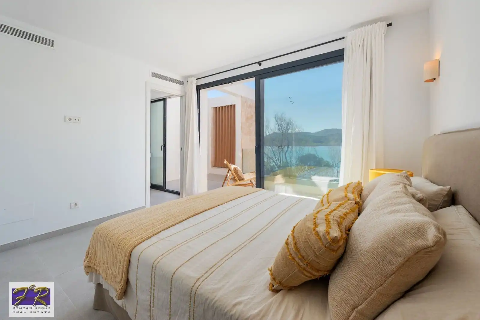 Bedroom of Houses for sale in Alcúdia  with Air Conditioner, Terrace and Swimming Pool
