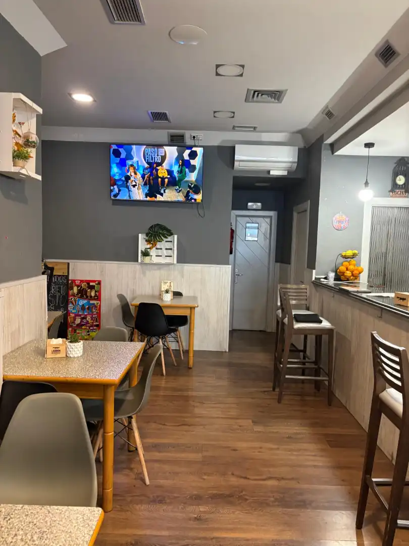 Commercial properties for sale in  Logroño  with Air Conditioner, Heating and Terrace