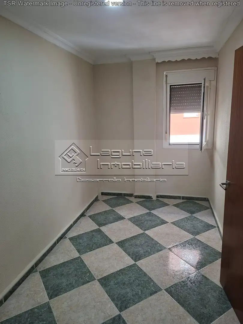 Habitación de Piso en venta en Cádiz con Aire acondicionado
