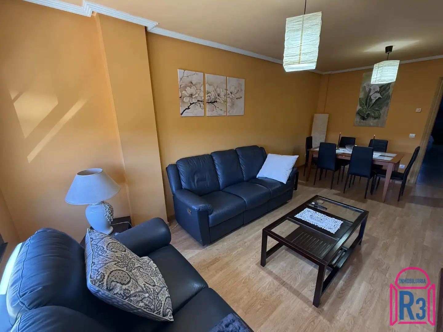 Sala d'estar de Apartament de lloguer en Villaquilambre amb Calefacció, Terrassa i Traster