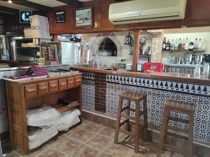 Local en venta en La Manga del Mar Menor con Aire acondicionado, Terraza y Amueblado