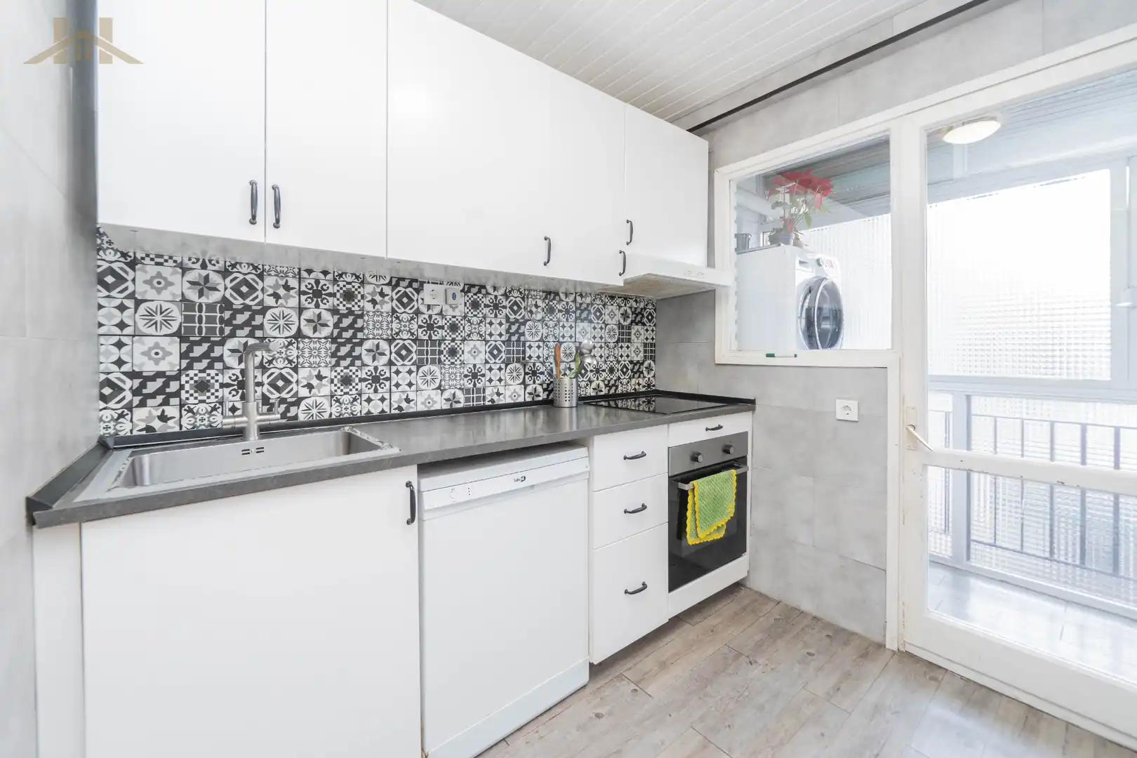 Kitchen of Flat for sale in Móstoles  with Air Conditioner and Terrace