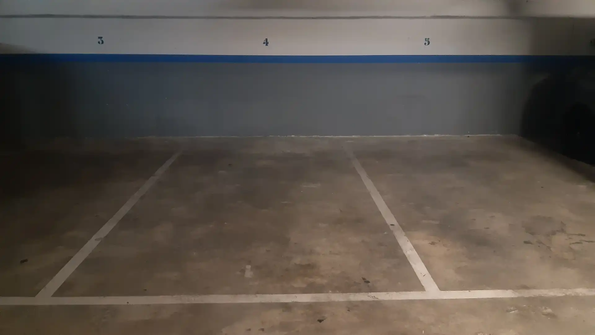 Einzelparkplatz mit Aufzug zur Miete in Carrer de les Planes, imagen 3