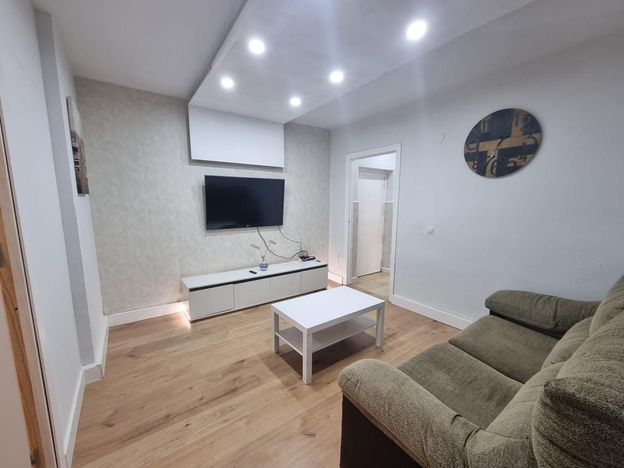Living room of Planta baja to rent in  Granada Capital  with Air Conditioner and Furnished