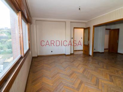 Bedroom of Flat for sale in Vigo 