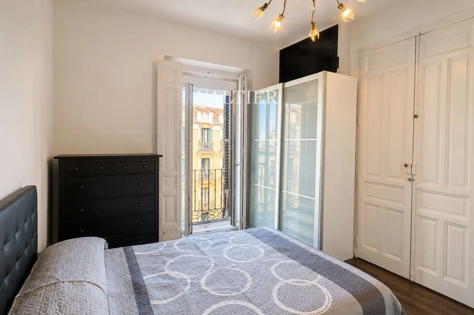 Schlafzimmer von Wohnung zur Miete in Madrid mit Klimaanlage und Möbliert